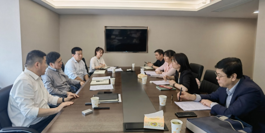 公司與經(jīng)開區(qū)管委會財政局、經(jīng)開渭發(fā)集團(tuán)座談